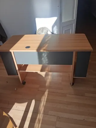 Escritorio PC estudio madera beige