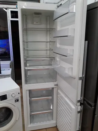 Oferta pack Nevera marca Electrolux altura 2 metro