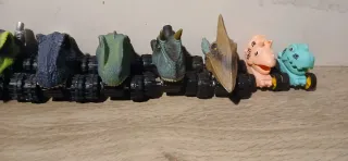 Pack coches/dinos pequeños