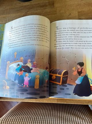 Cuenta cuentos bilingües: Peter Pan ; La gallin...