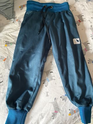 Chándal Artica talla 3años, pantalón y chaqueta