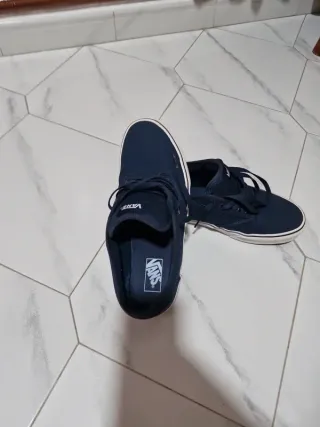 Zapatos Vans Azules.