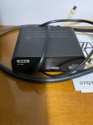 Televisor Antiguo Sharp Gris