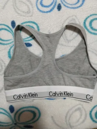 Sujetador deportivo Calvin Klein talla XS