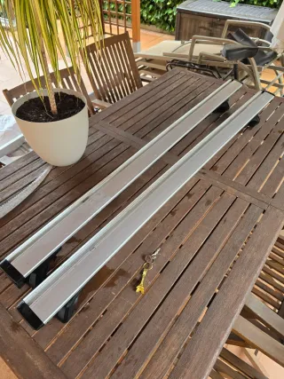 Thule WingBar 135cm + Fijaciones