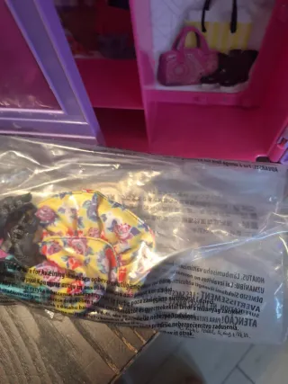 Armario Barbie Morado Juguete con accesorios