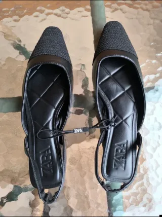 Zapatos destalonados Zara negros. Nuevos.