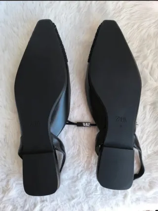 Zapatos destalonados Zara negros. Nuevos.