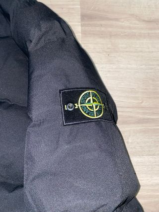 Abrigo Stone Island Negro Talla XL