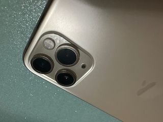 iPhone 11 Pro 64GB Oro – Funzionante – Leggere imp