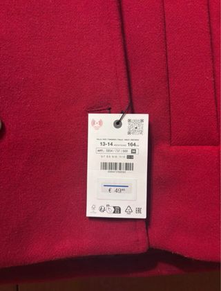 Chaquetón paño rojo botones Zara