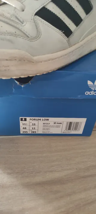 Zapatillas Adidas Forum Low Blancas y Negras