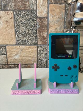 Soporte Game Boy Color Nintendo con fil multicolor