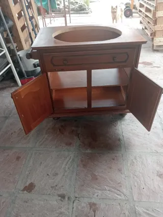 Mueble de baño de madera