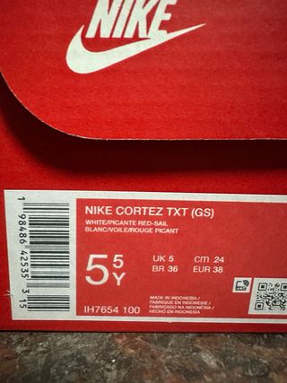 Nike Cortez Blancas y Rojas