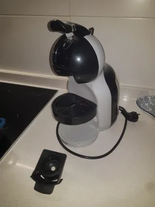 Cafetera Nescafe Dolce Gusto Cápsulas