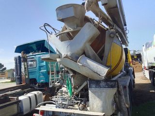 Camión Hormigonera MAN con Bomba de elevacion