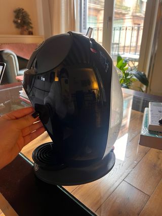 Cafetera Nescafé Dolce Gusto Negra
