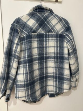 Chaqueta cuadros Kiabi azul y blanco Talla XS