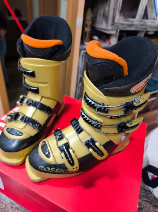 Botas de esquí niñ@ Rossignol doradas