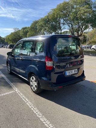 Ford Tourneo Courier 2016