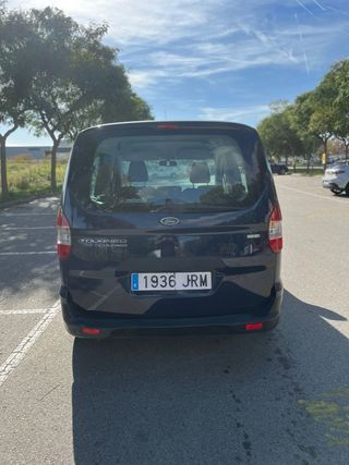 Ford Tourneo Courier 2016