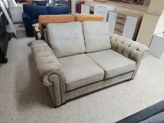 Sofá Chester Estíbaliz 2 plazas beige