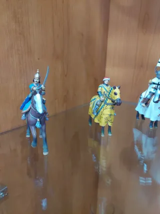 Collezione di 8 Soldatini di Piombo Montati