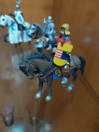 Collezione di 8 Soldatini di Piombo Montati