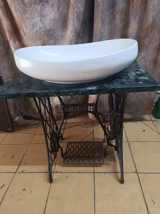 Lavabo sobre mueble de Singer