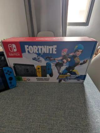 Nintendo Switch Edición Fortnite + Mando + Juegos