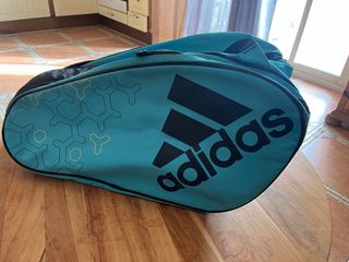 Paletero Adidas niño casi nuevo