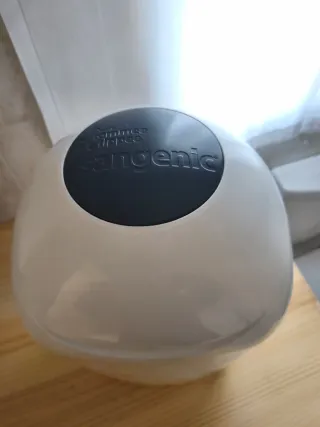 Contenedor de pañales Tommee Tippee