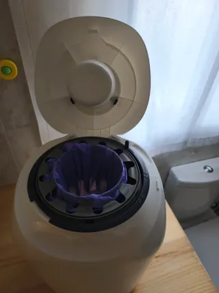 Contenedor de pañales Tommee Tippee