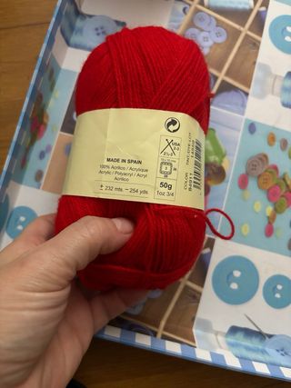 Lote de Lanas Katia y Valeria Roma