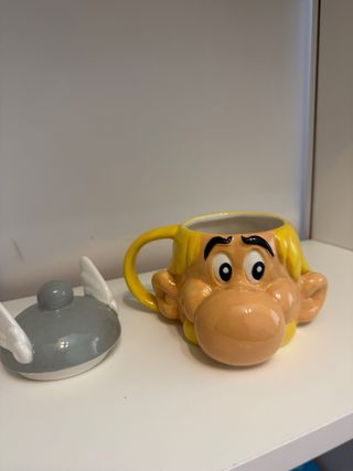 Taza Asterix NUEVA con caja