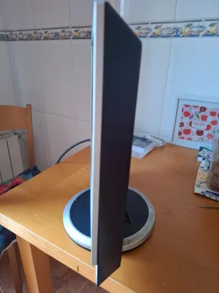 Monitor Samsung SyncMaster 741MP