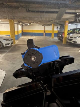 Soporte Móvil Quad Lock Yamaha Tracer 9 / 9 GT