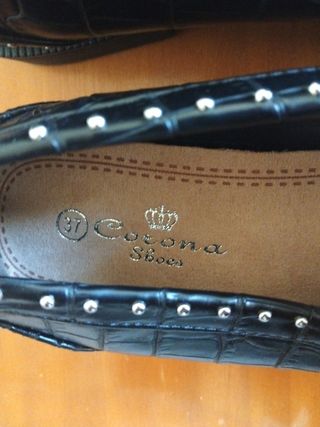 Zapatos negros mocasines mujer