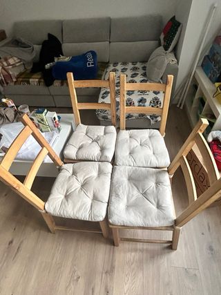 Mesa y 4 Sillas Comedor Madera