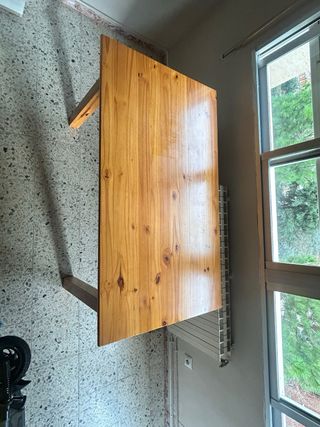 Mesa y 4 Sillas Comedor Madera