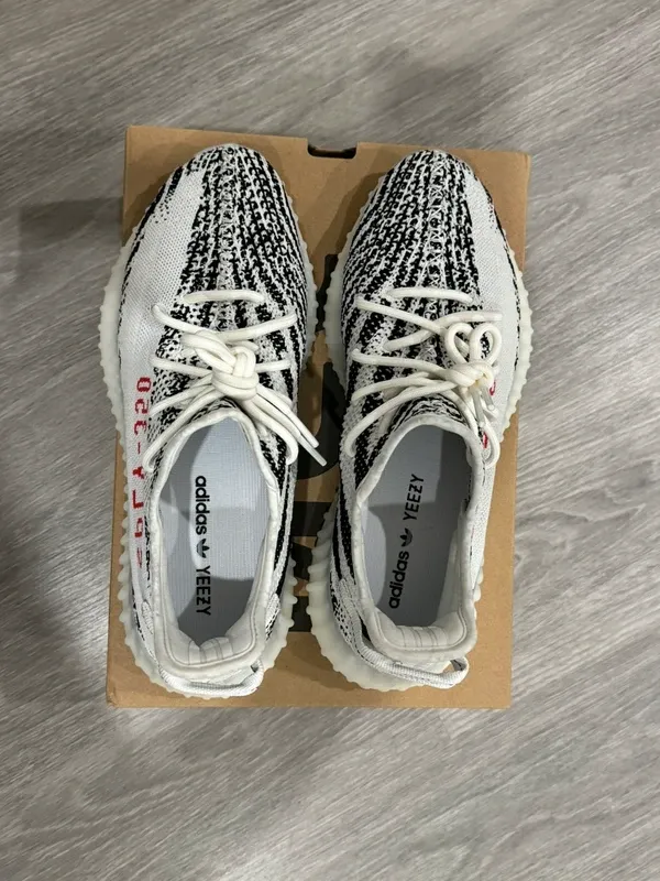 Adidas Yeezy Boost 350 V2 Zebra talla 36.5-45