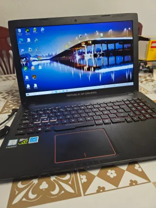 Portátil Gaming Asus GL553V