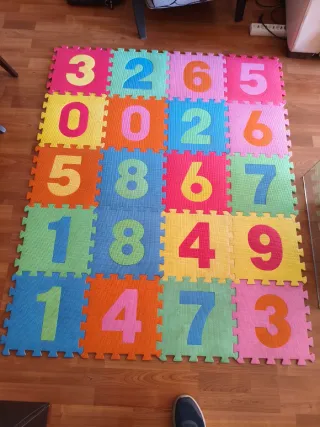Alfombra Puzzle de números de Goma EVA. 20 Piezas