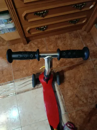 Patinete Oxelo B1 3 Ruedas Rojo