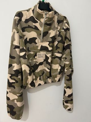 Sudadera camuflaje cropped