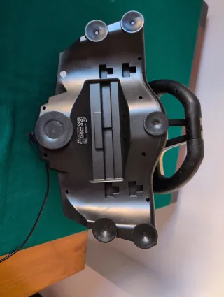 Volante Hurricane Wheel MKII con pedales