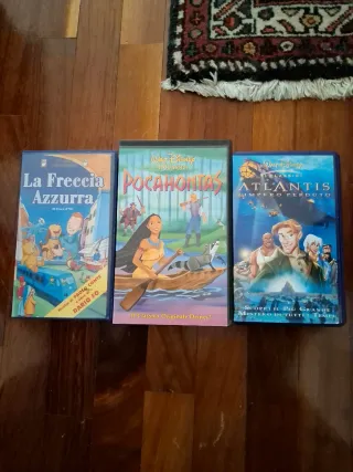 Lotto VHS Disney e Animazione – 9 Videocassette