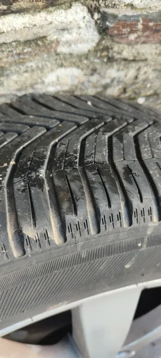 4 Llantas 17 con cubiertas Michelin crossclimate