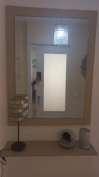 Entradita  consola Minimalista